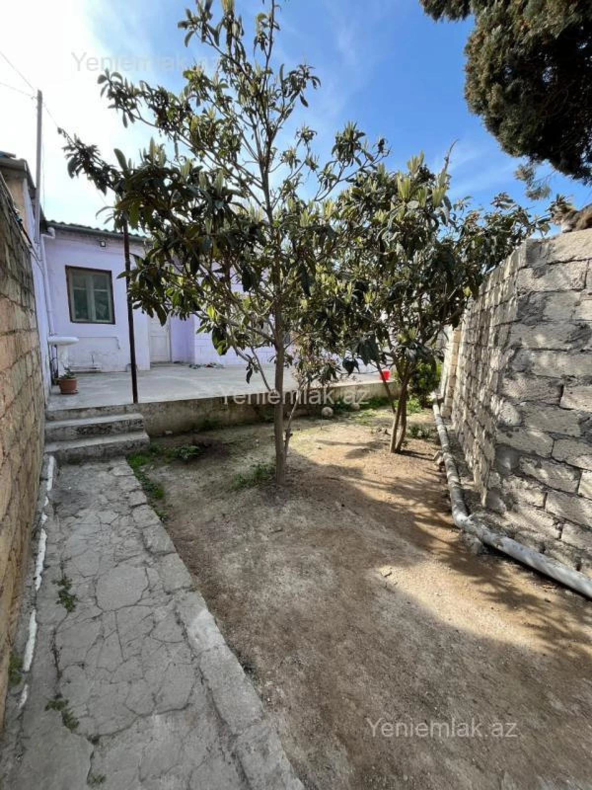 Satılır 4 otaqlı həyət evi 103 m²