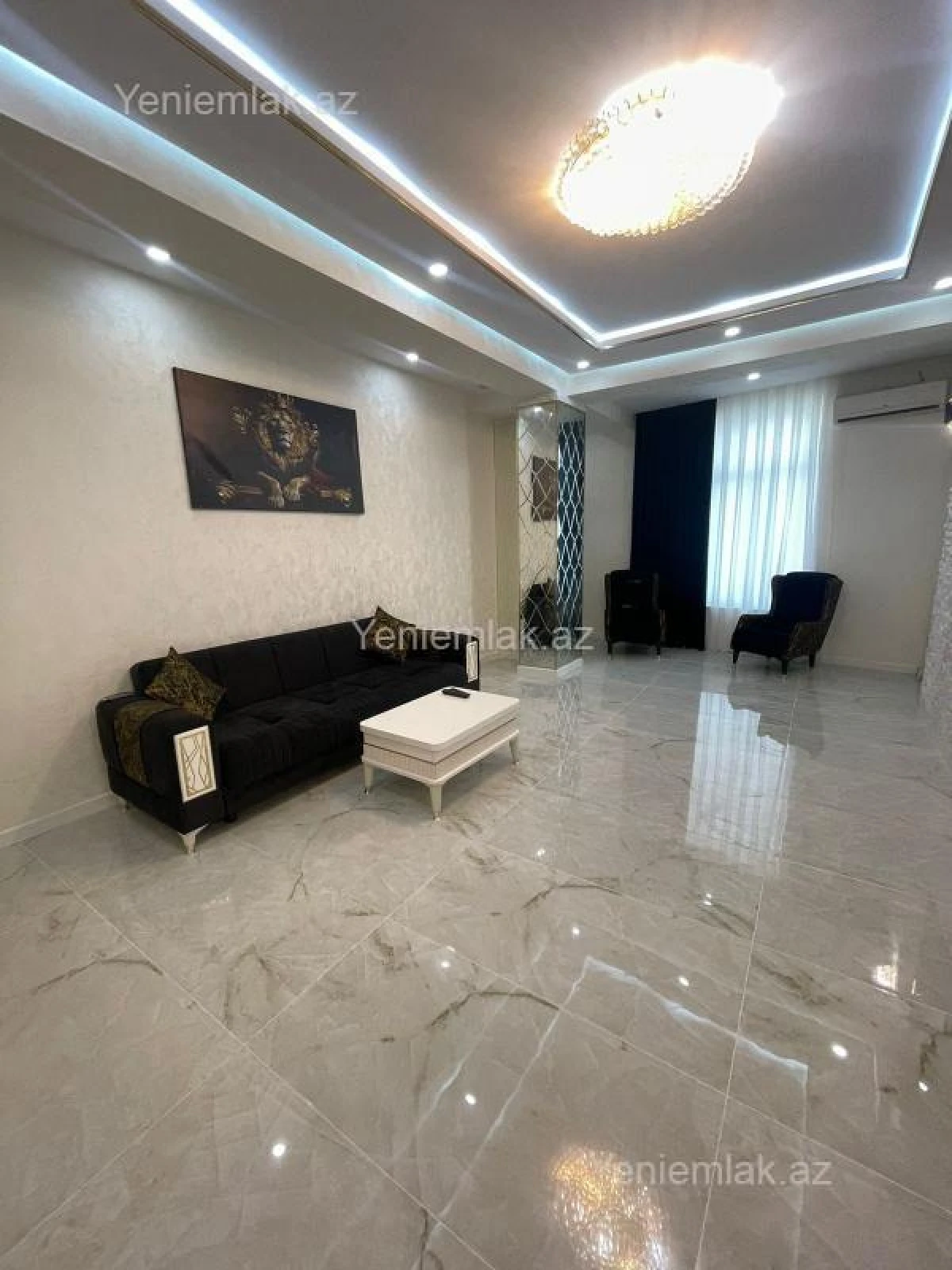 Satılır 3 otaqlı yeni tikili 100 m²