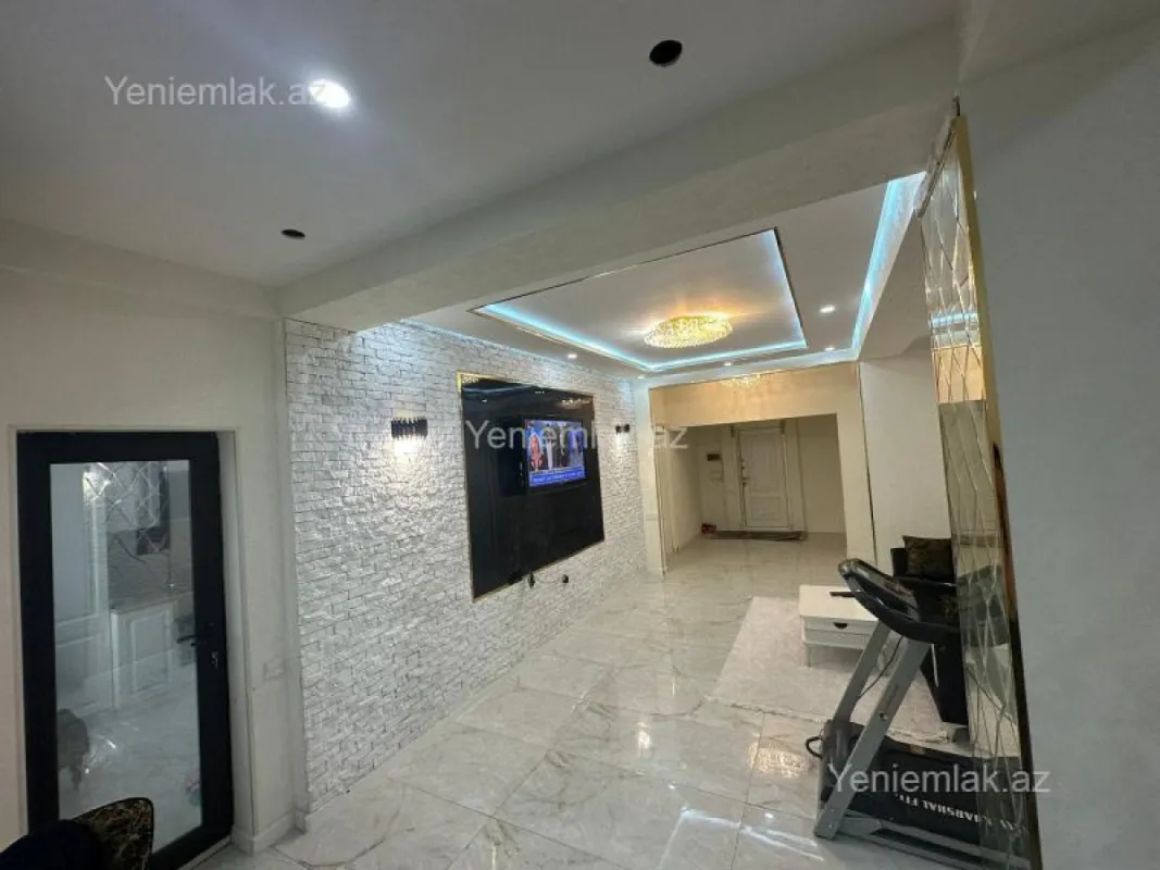 Satılır 3 otaqlı yeni tikili 100 m²