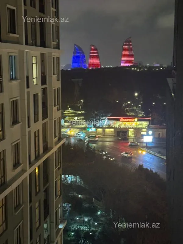 Satılır 3 otaqlı yeni tikili 100 m²