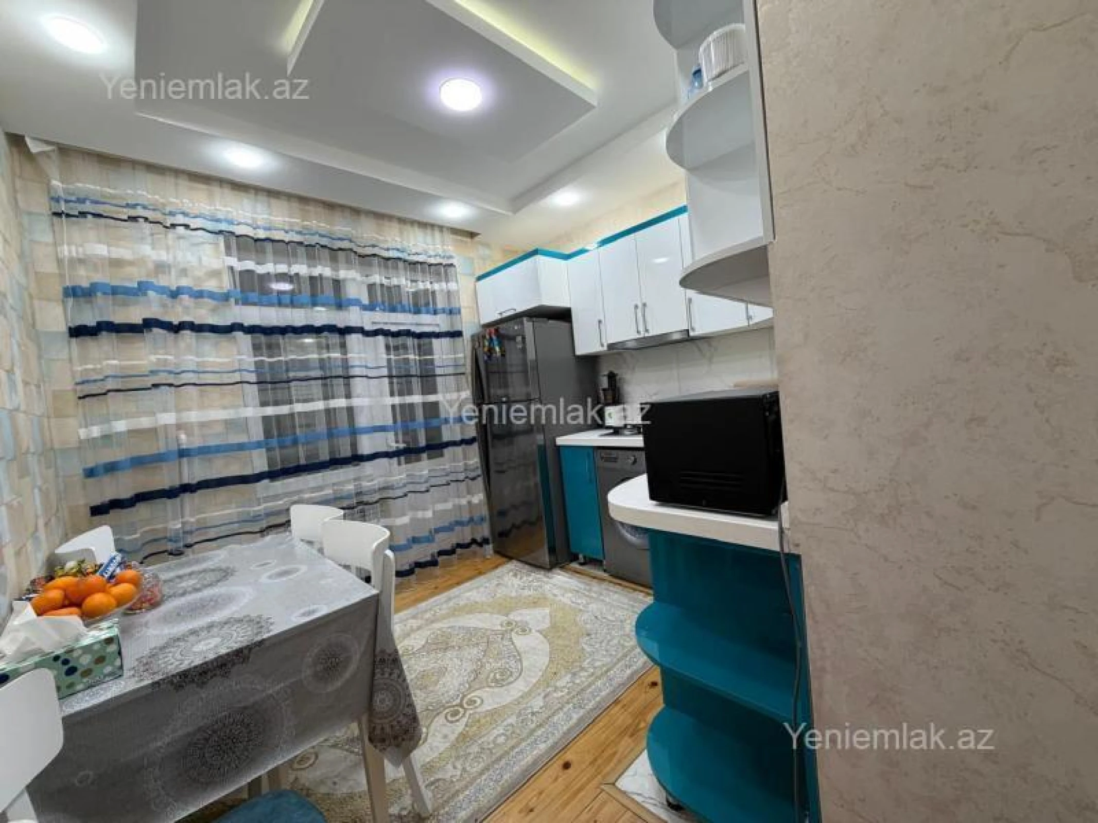 Satılır 3 otaqlı köhnə tikili 90 m²