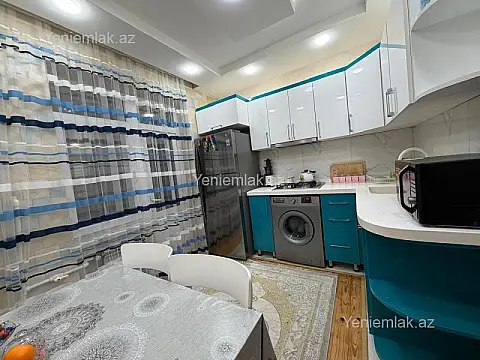 Satılır 3 otaqlı köhnə tikili 90 m²