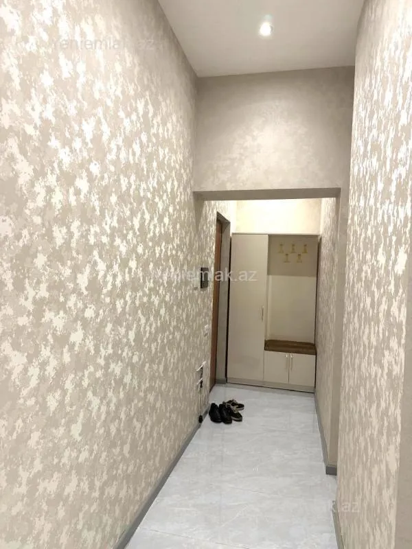 Satılır 2 otaqlı yeni tikili 100 m²