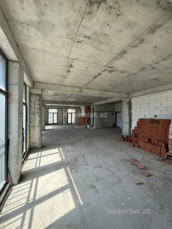 Satılır 4 otaqlı yeni tikili 164 m²