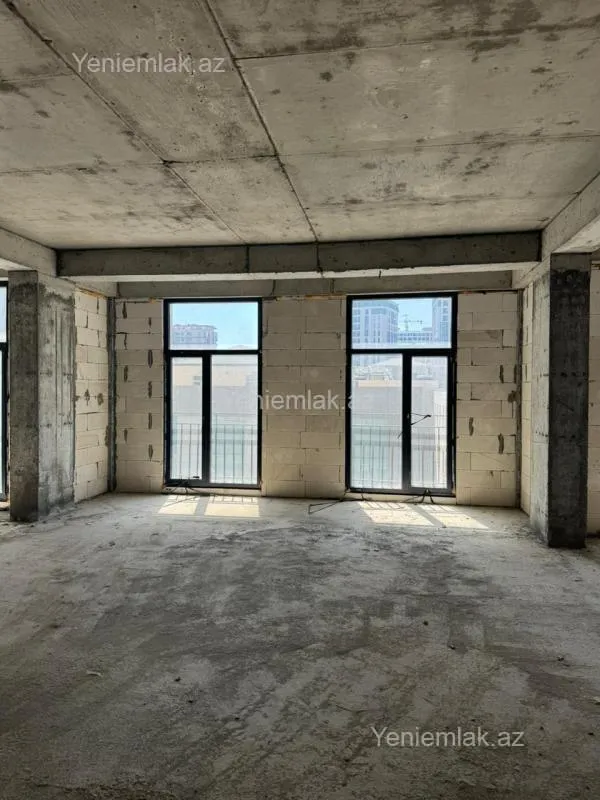 Satılır 4 otaqlı yeni tikili 164 m²