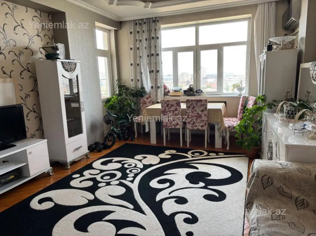 Satılır 3 otaqlı yeni tikili 95 m²