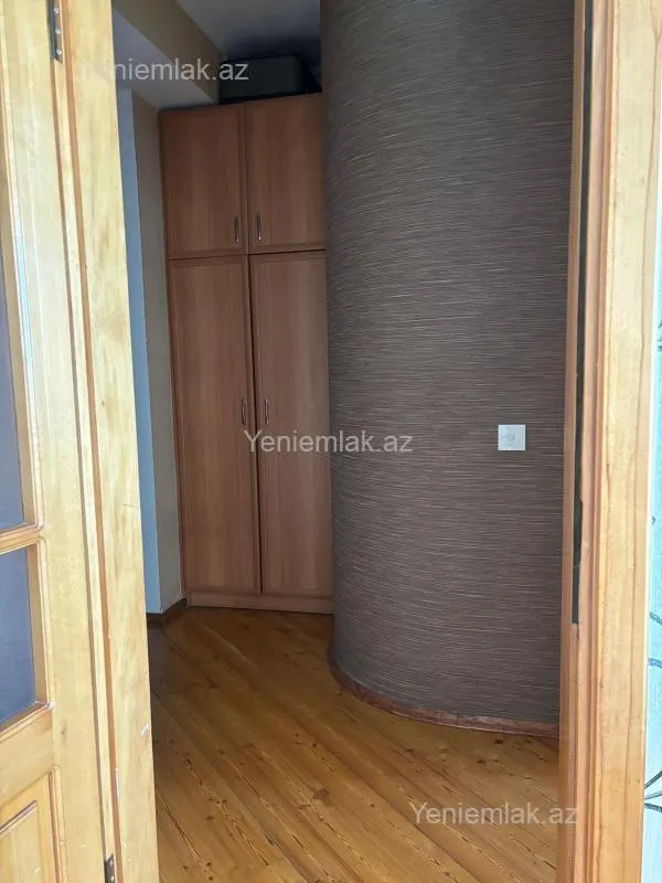 Satılır 3 otaqlı yeni tikili 95 m²