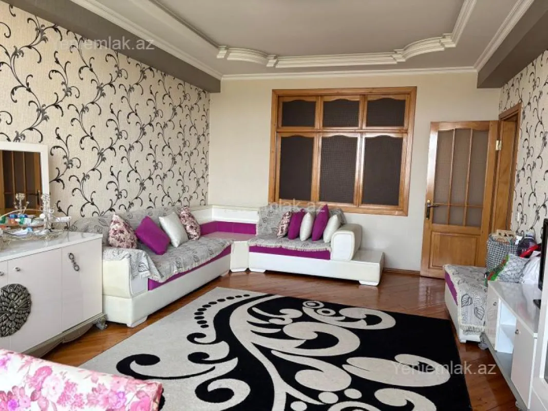 Satılır 3 otaqlı yeni tikili 95 m²