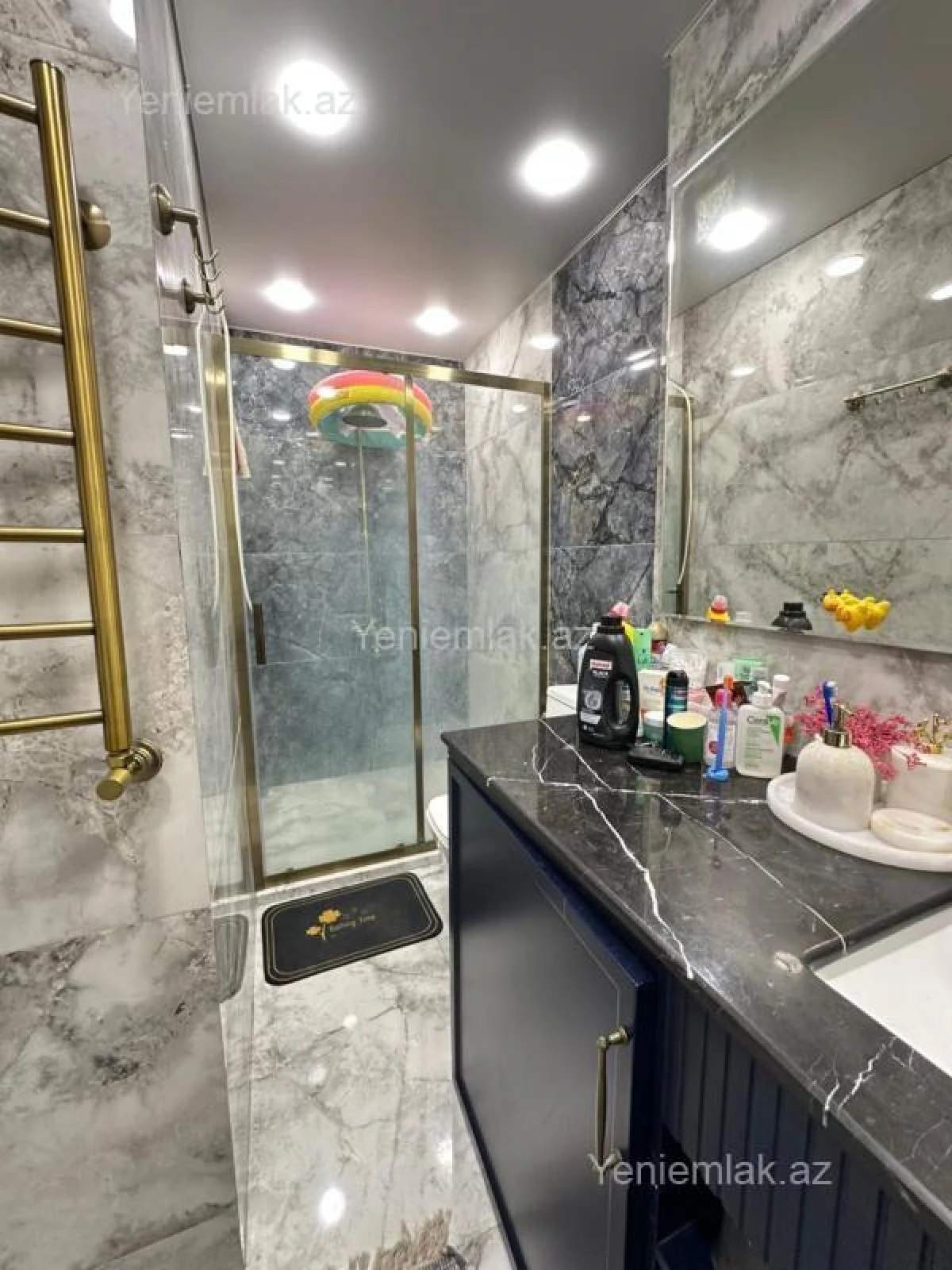 Satılır 3 otaqlı yeni tikili 120 m²