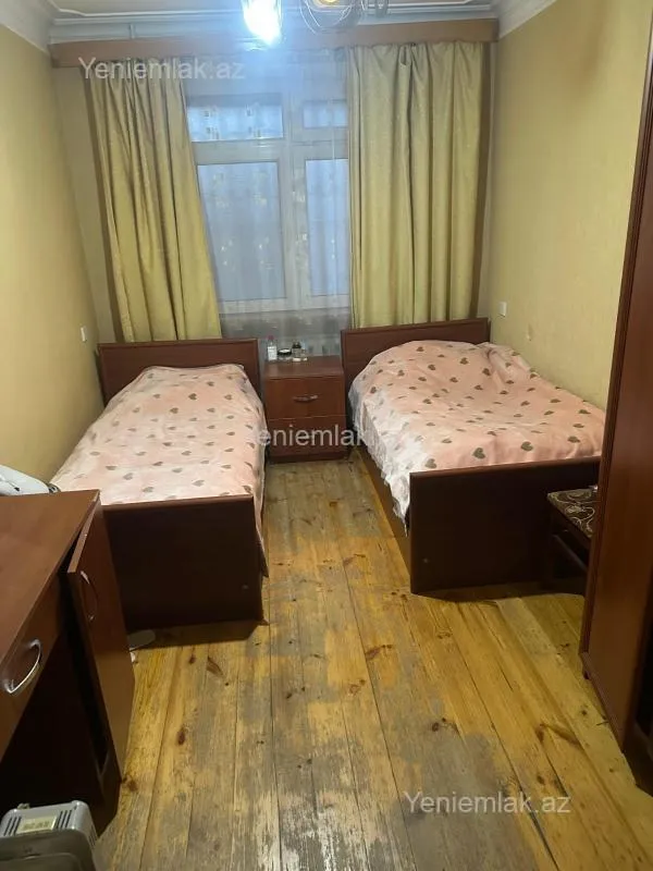 Satılır 5 otaqlı köhnə tikili 110 m²