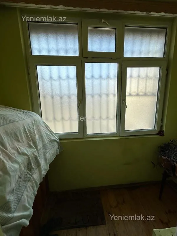 Satılır 5 otaqlı köhnə tikili 110 m²