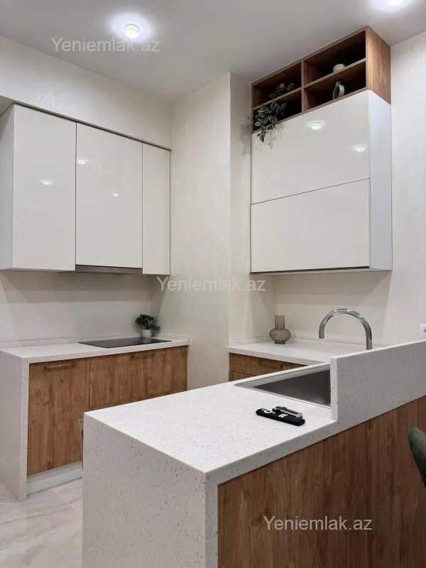 Satılır 4 otaqlı yeni tikili 145 m²