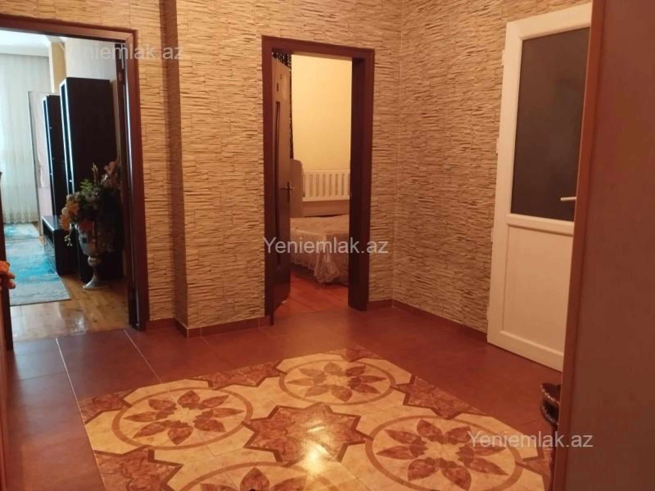 Satılır 3 otaqlı yeni tikili 75 m²