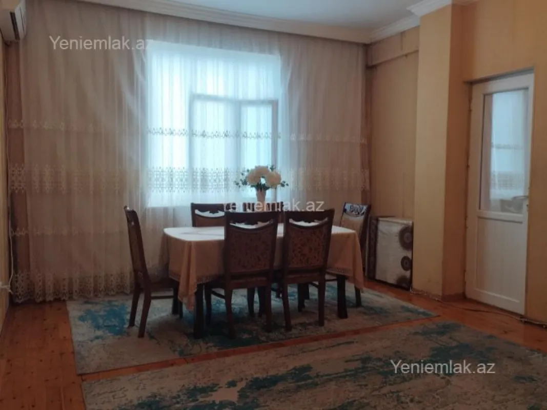 Satılır 3 otaqlı yeni tikili 75 m²