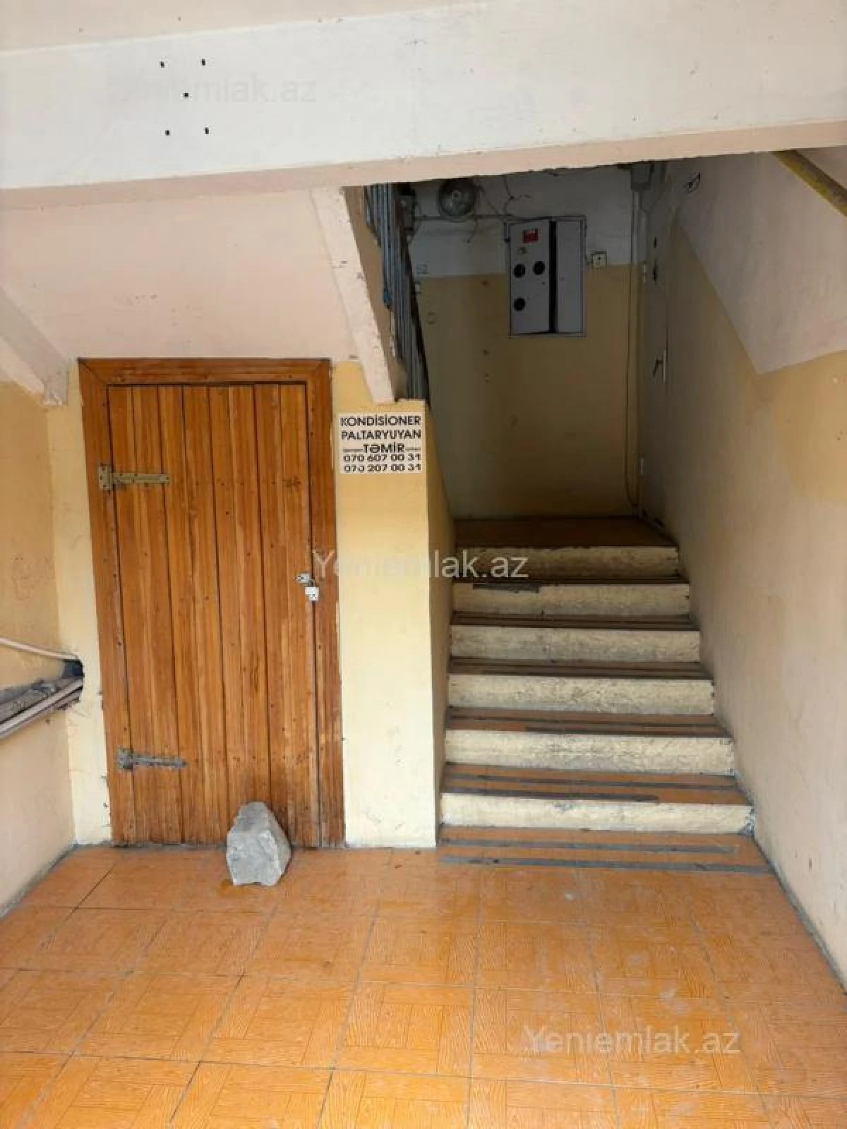 Satılır 2 otaqlı köhnə tikili 45 m²