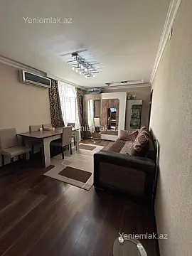 Satılır 2 otaqlı köhnə tikili 45 m²
