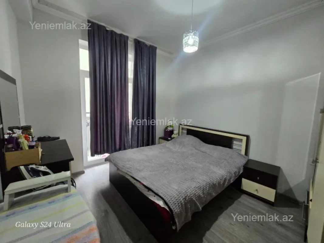 Satılır 4 otaqlı yeni tikili 100 m²