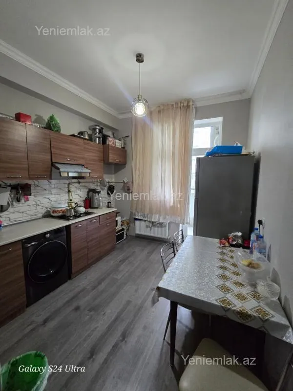 Satılır 4 otaqlı yeni tikili 100 m²