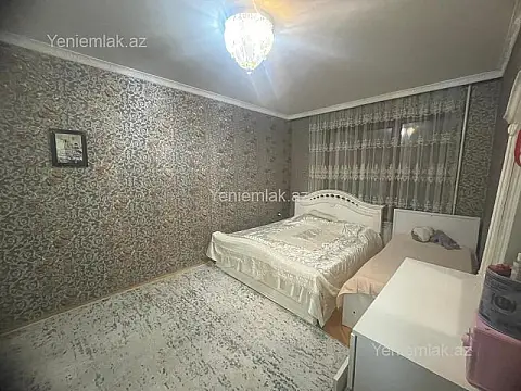 Satılır 3 otaqlı köhnə tikili 75 m²
