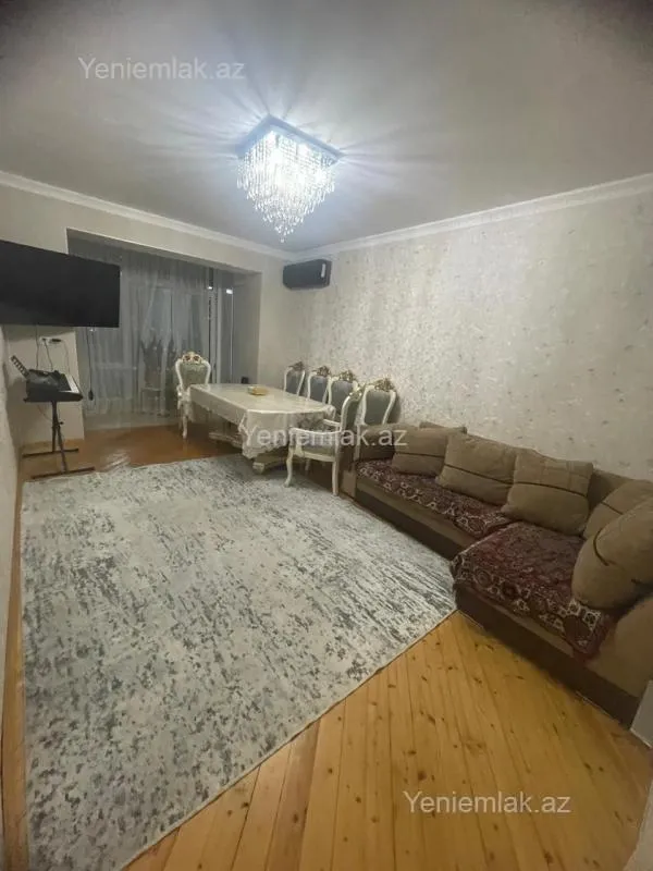Satılır 3 otaqlı köhnə tikili 75 m²
