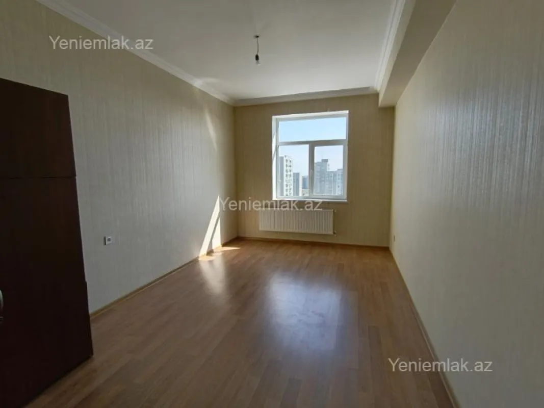 Satılır 4 otaqlı yeni tikili 115 m²