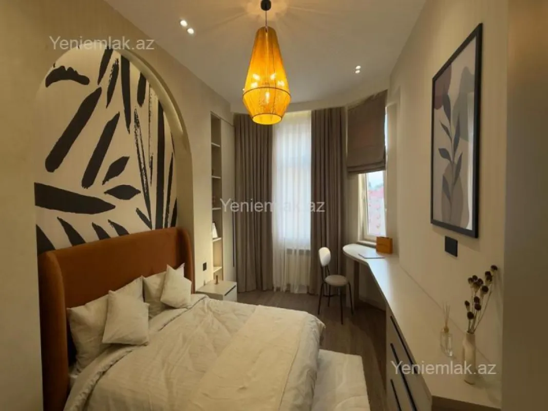 Satılır 2 otaqlı yeni tikili 61 m²