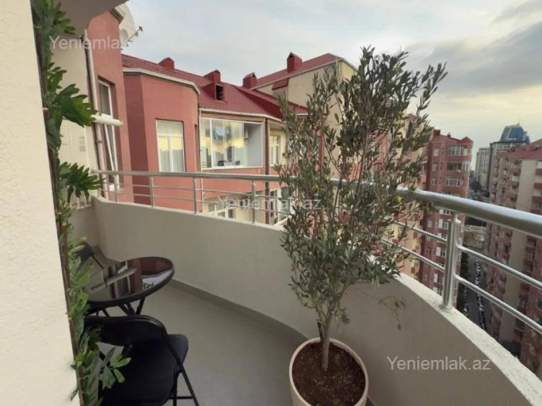 Satılır 2 otaqlı yeni tikili 61 m²