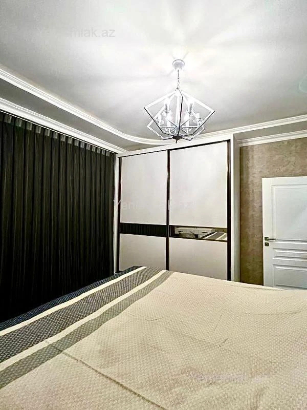 Satılır 3 otaqlı yeni tikili 103 m²