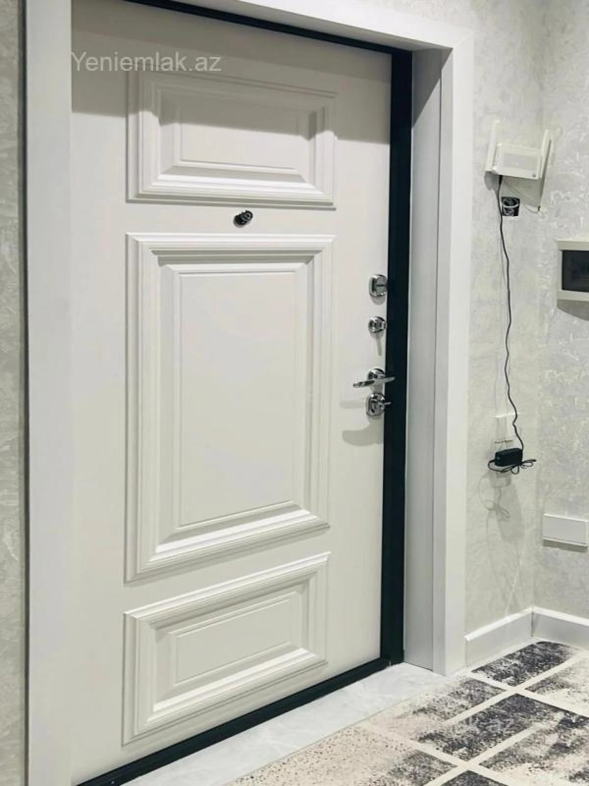 Satılır 3 otaqlı yeni tikili 103 m²