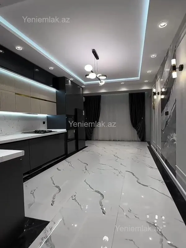 Satılır 3 otaqlı yeni tikili 140 m²