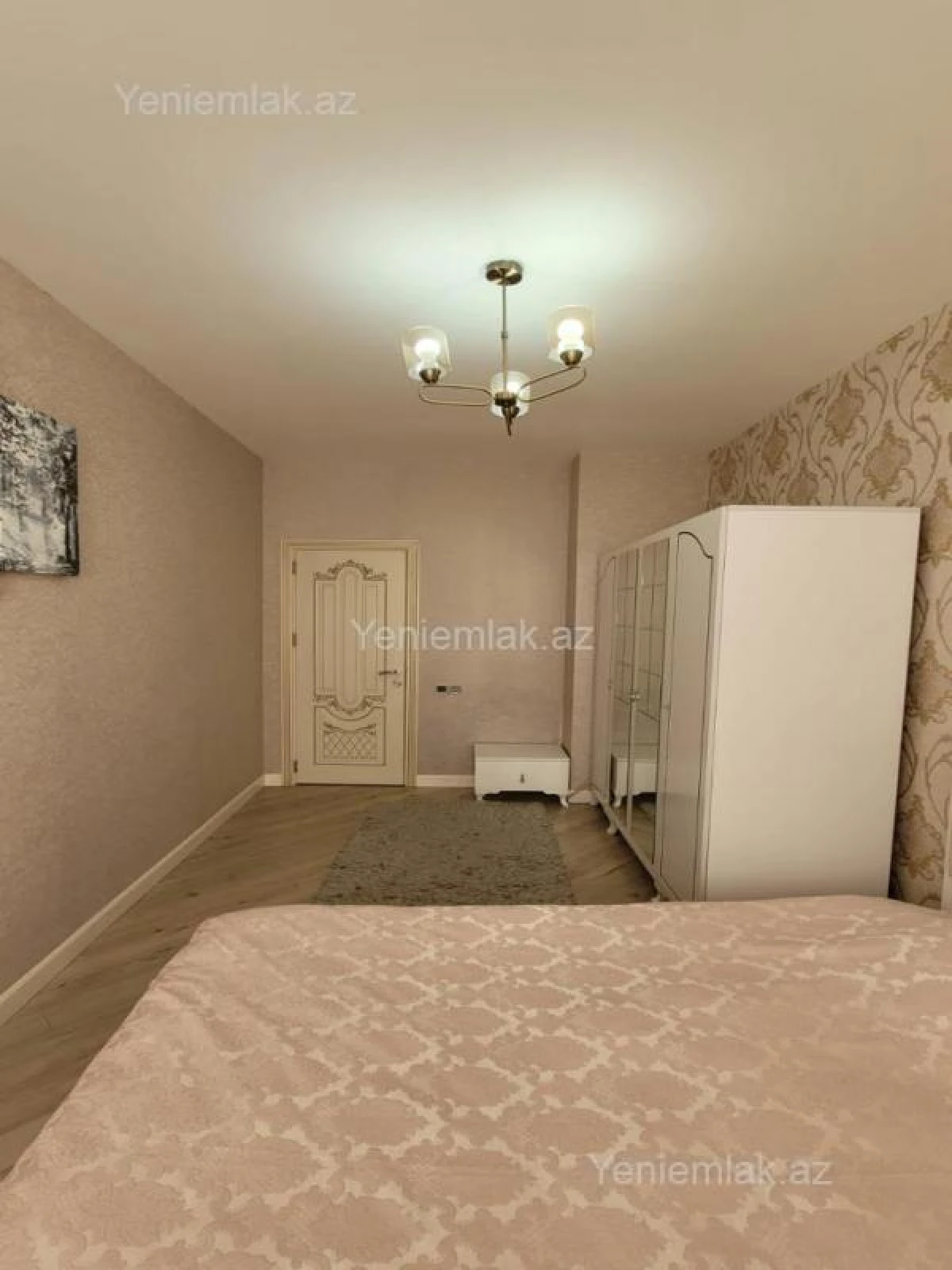 Satılır 2 otaqlı yeni tikili 61 m²