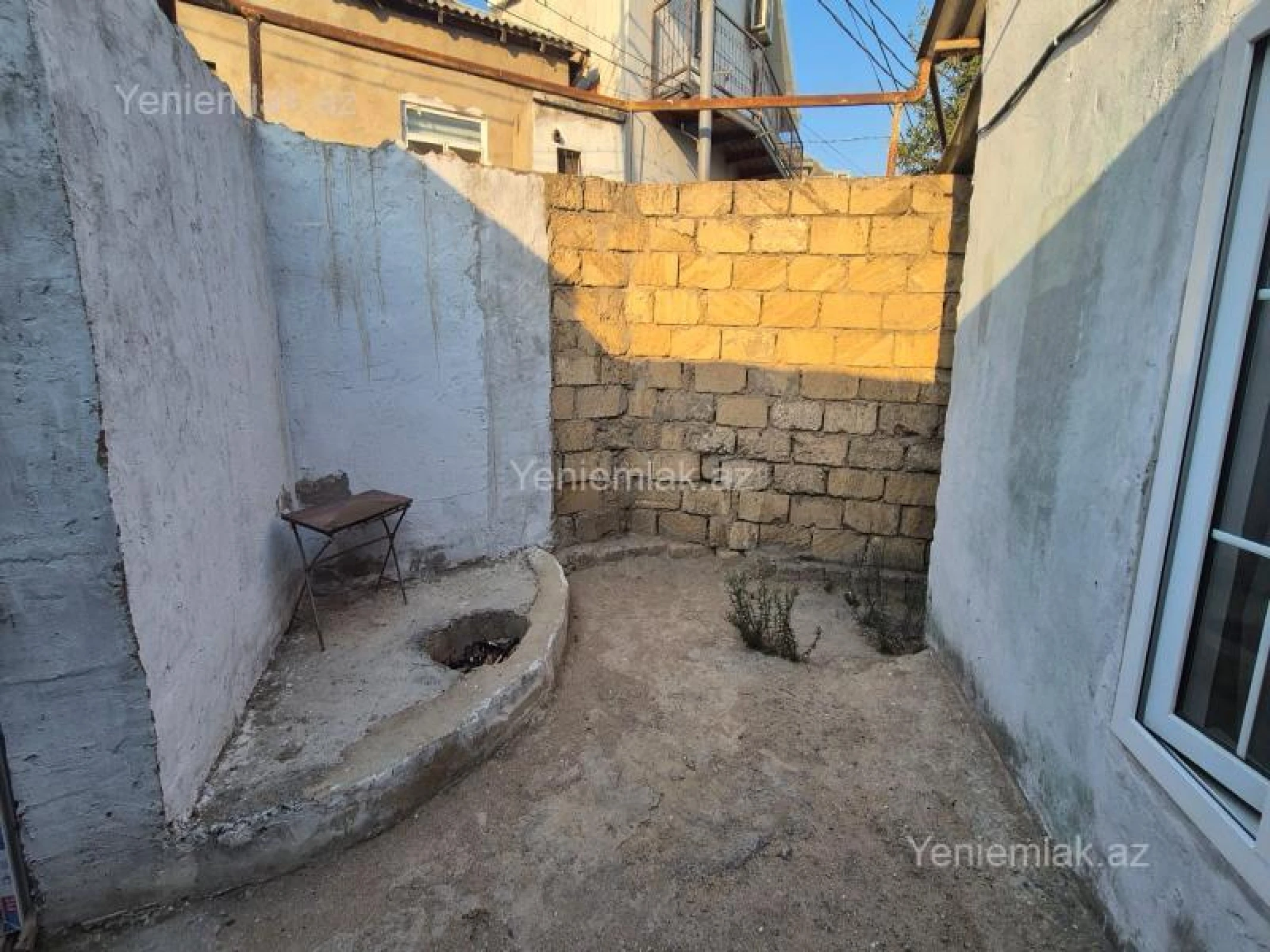 Satılır 2 otaqlı həyət evi 40 m²