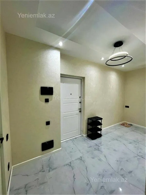 Satılır 2 otaqlı yeni tikili 81 m²