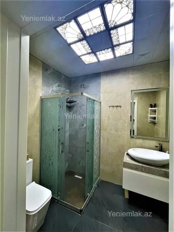 Satılır 2 otaqlı yeni tikili 81 m²