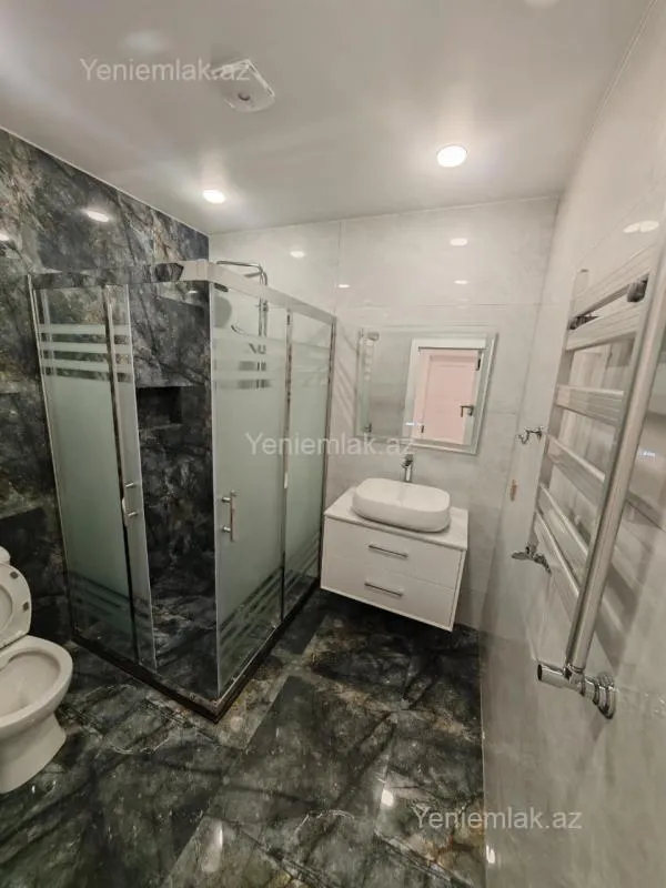 Satılır 3 otaqlı yeni tikili 88 m²