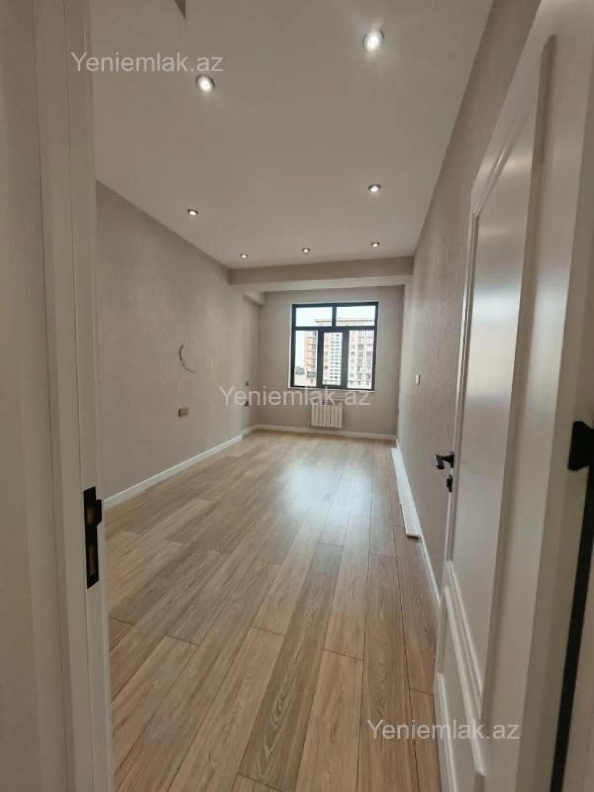 Satılır 3 otaqlı yeni tikili 88 m²