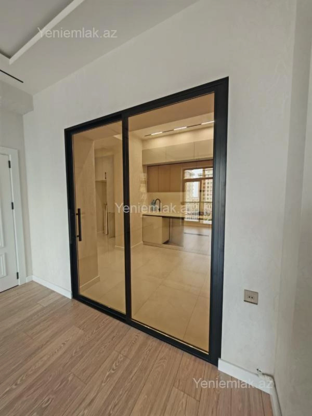 Satılır 3 otaqlı yeni tikili 88 m²