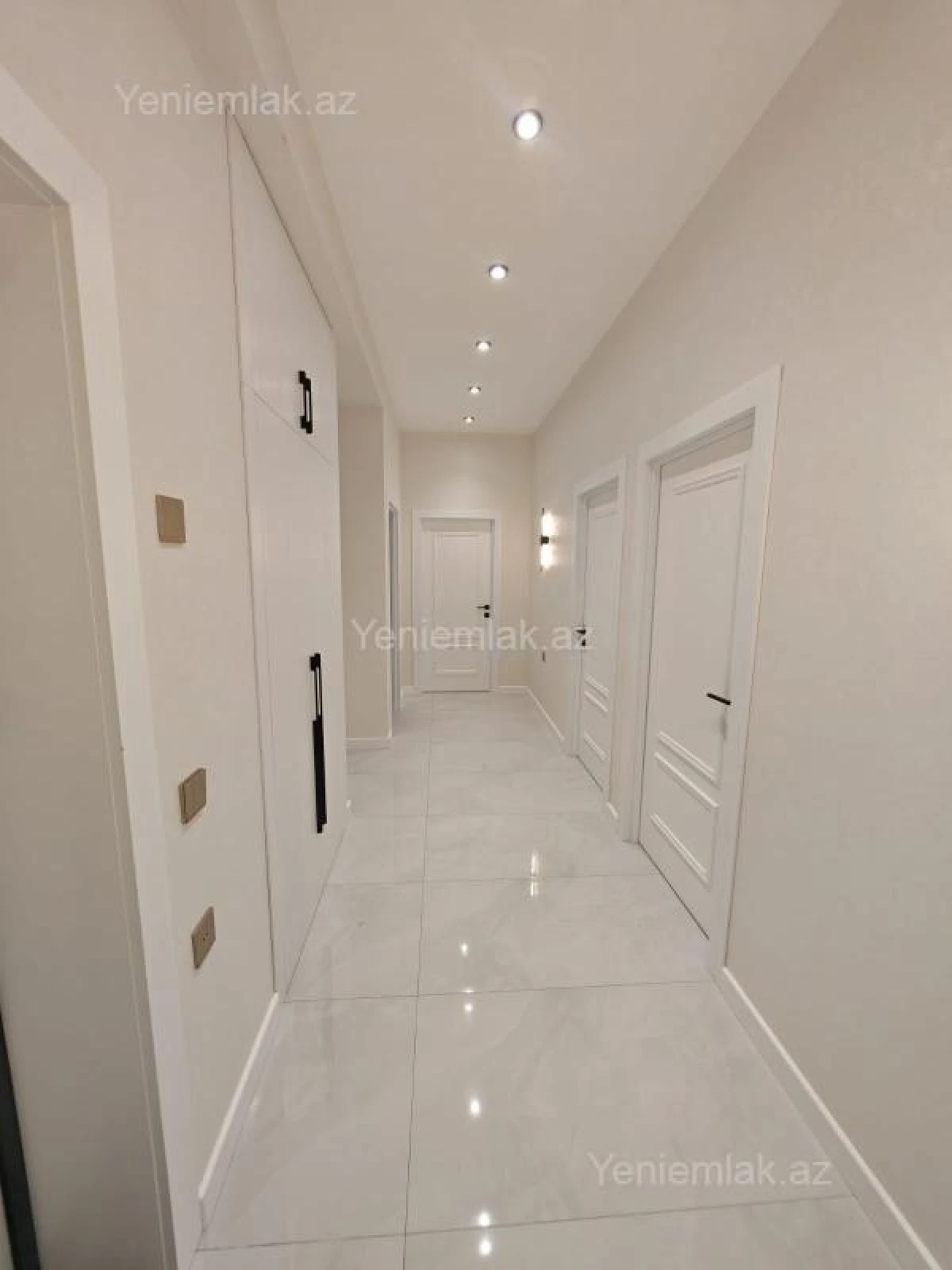 Satılır 3 otaqlı yeni tikili 88 m²