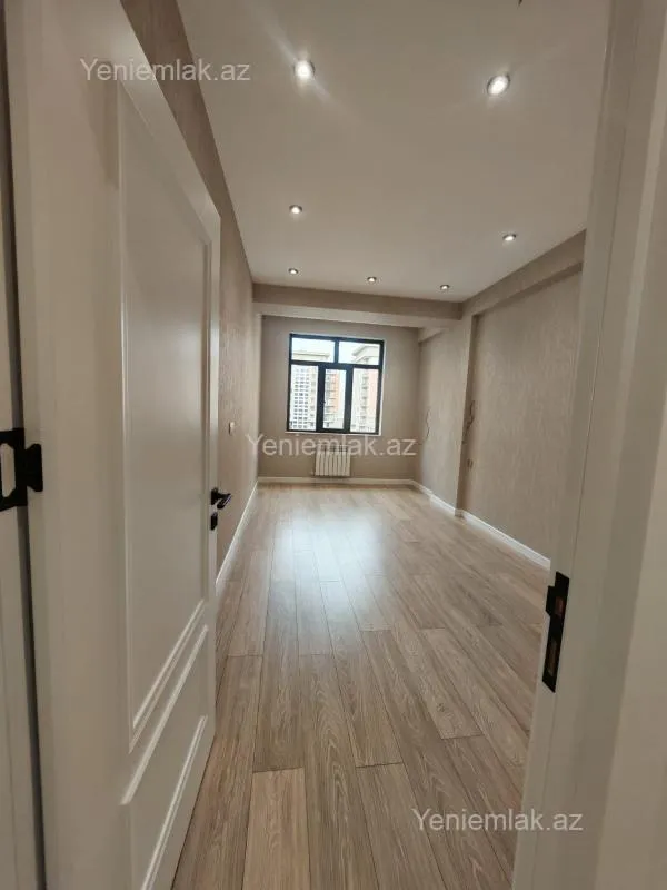 Satılır 3 otaqlı yeni tikili 88 m²