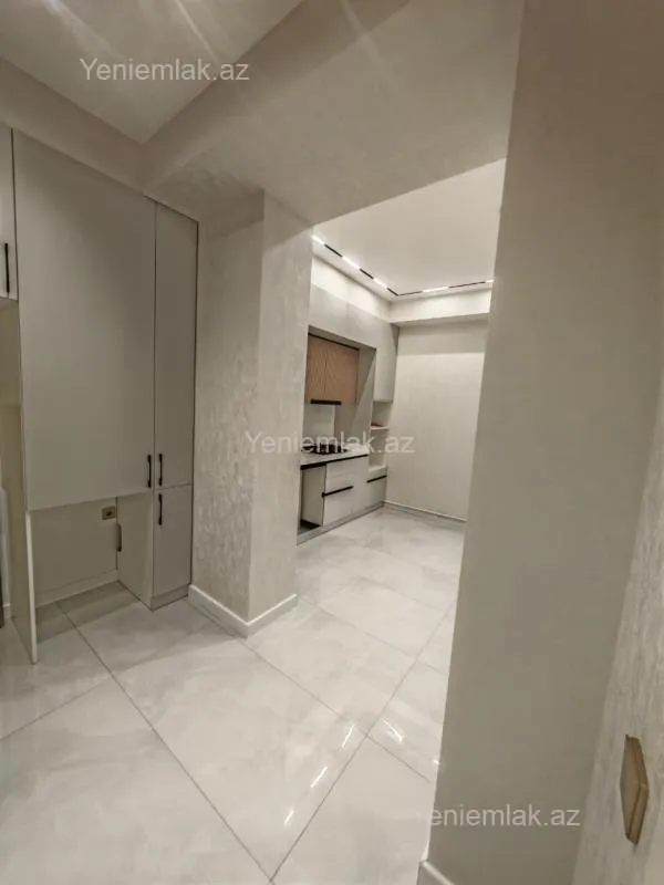 Satılır 3 otaqlı yeni tikili 88 m²