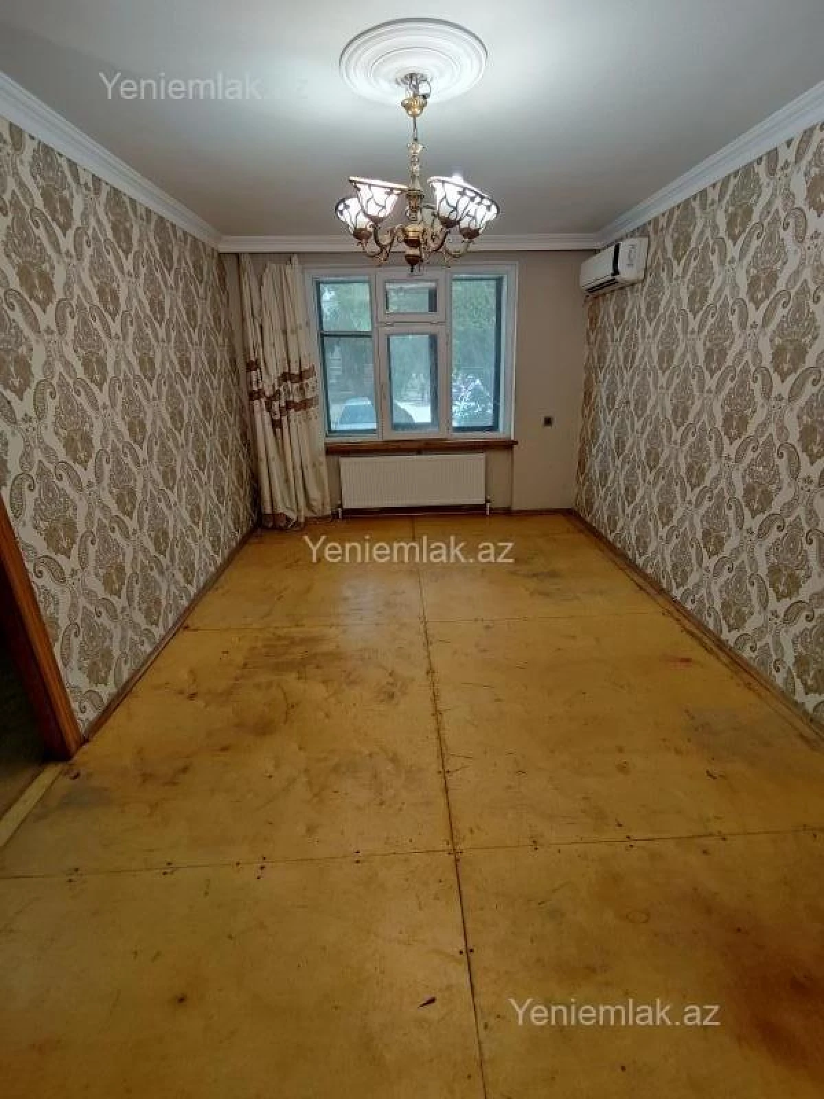 Satılır 2 otaqlı köhnə tikili 42 m²