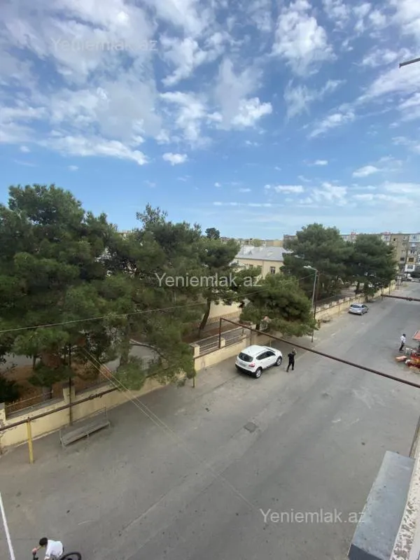 Satılır 3 otaqlı köhnə tikili 55 m²