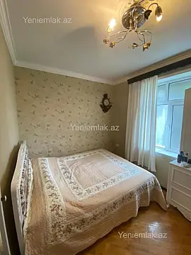 Satılır 3 otaqlı köhnə tikili 55 m²