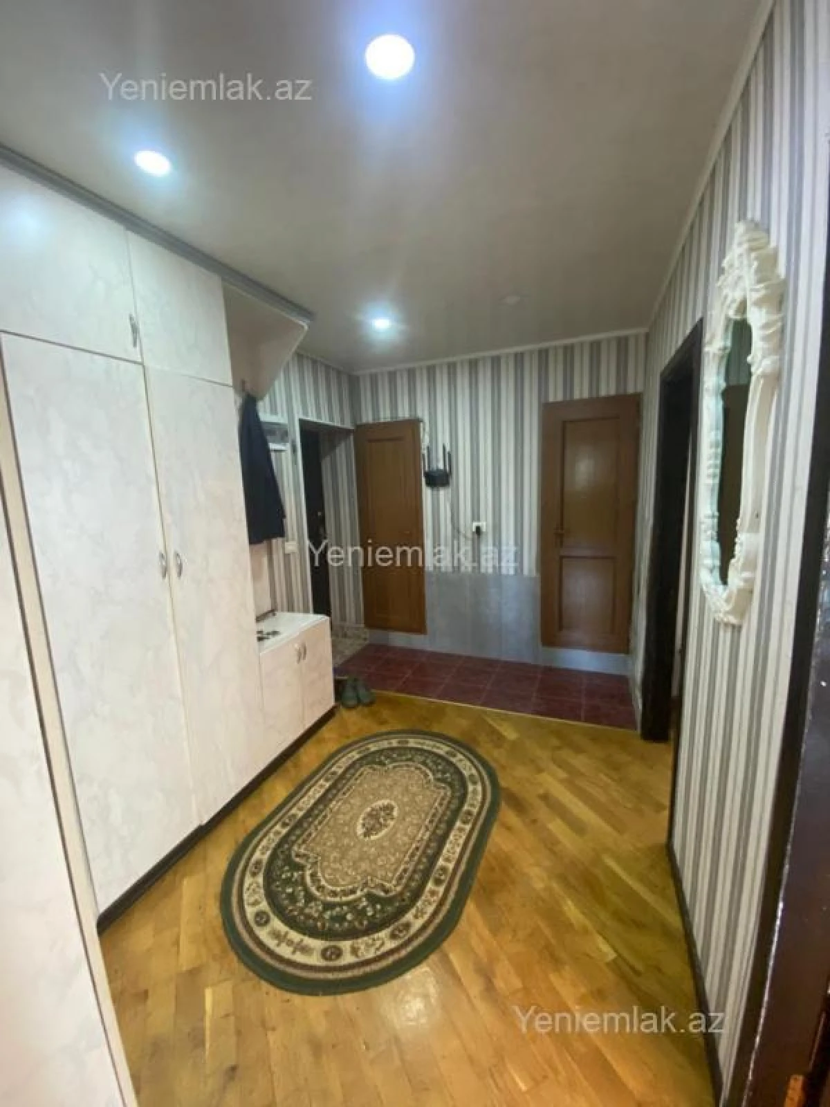Satılır 3 otaqlı köhnə tikili 55 m²