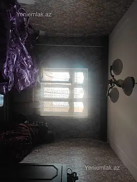 Satılır 2 otaqlı köhnə tikili 65 m²