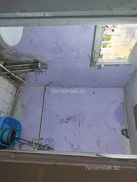 Satılır 2 otaqlı köhnə tikili 65 m²