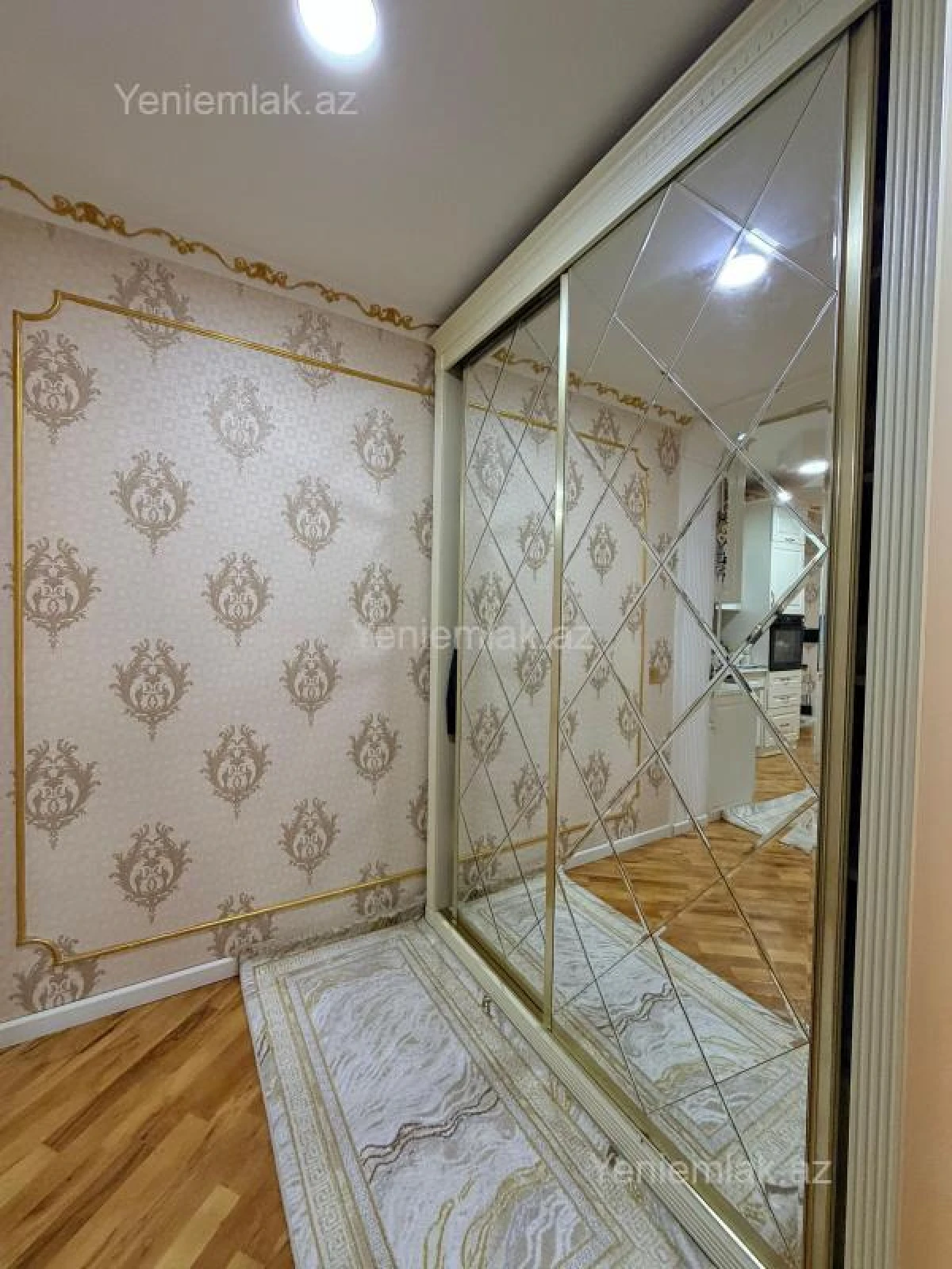 Satılır 3 otaqlı yeni tikili 102 m²