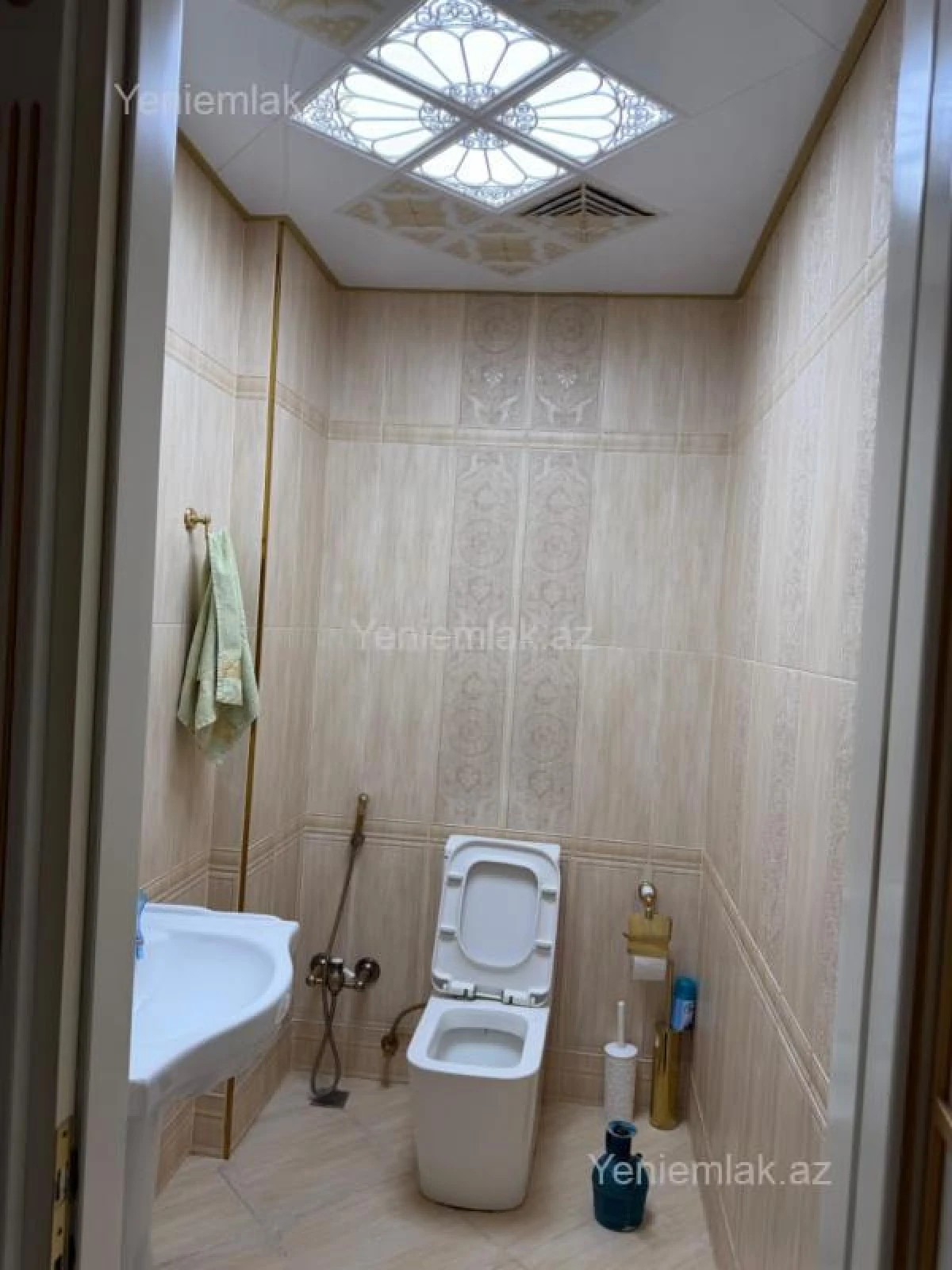 Satılır 4 otaqlı yeni tikili 180 m²