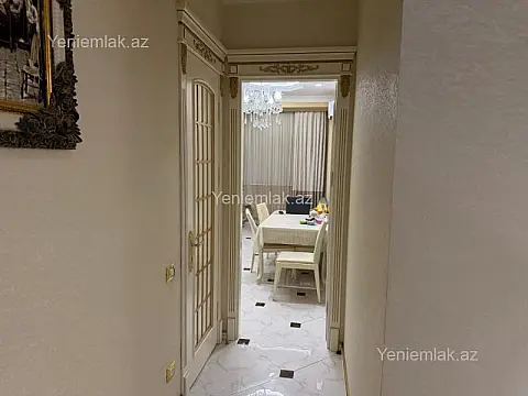 Satılır 4 otaqlı yeni tikili 180 m²
