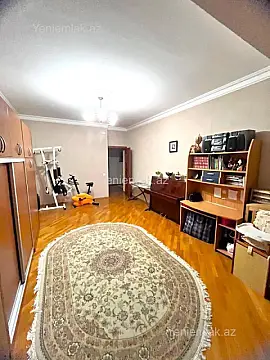Satılır 4 otaqlı yeni tikili 215 m²